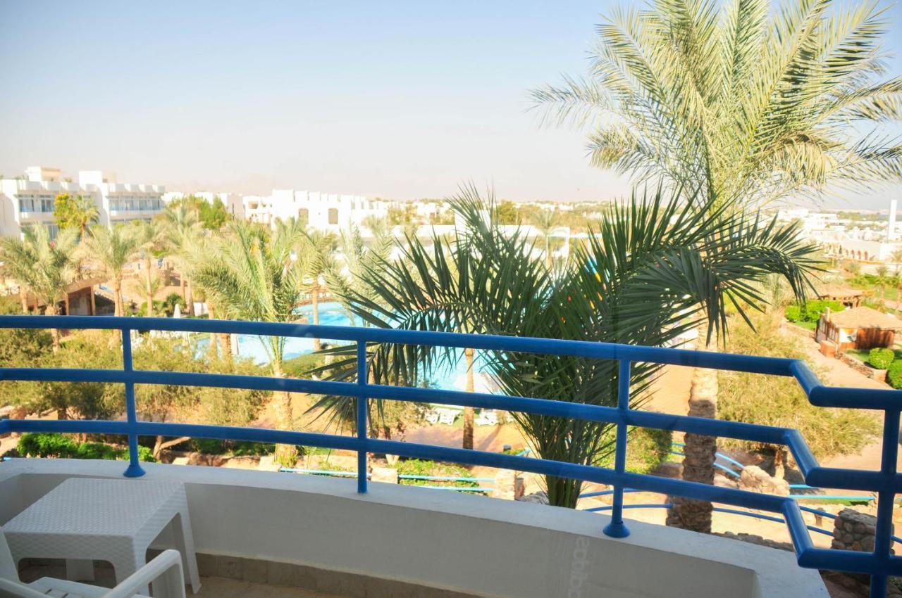 Queen Sharm Aqua Park Hotel Exterior foto